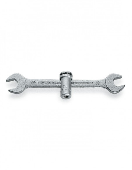 Cle A Fourche Univers M10 17x19m