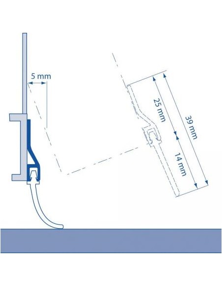Bas de porte de garage à petite bavette ADS-ZW